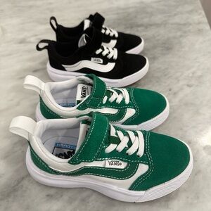 Never worn Vans kids ultrarange. Great buy.